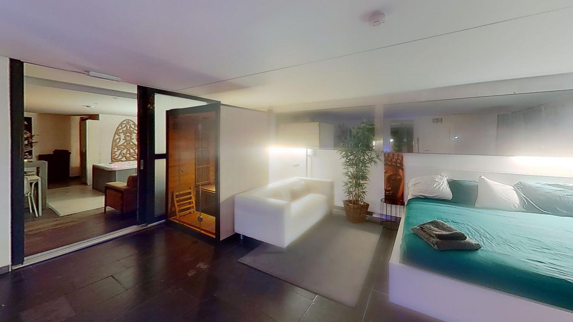 Nice And Cosy Place With Jacuzzi And Sauna To Relax In The Centre Of Amberes Exterior foto