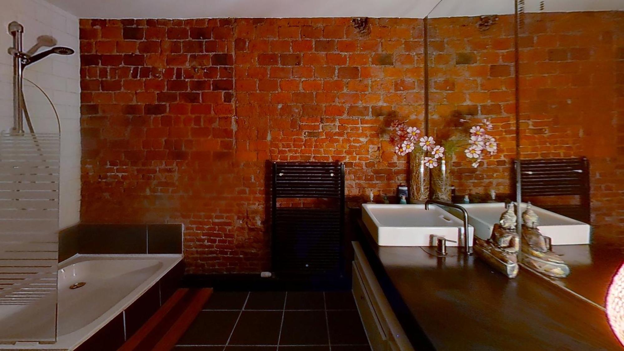Nice And Cosy Place With Jacuzzi And Sauna To Relax In The Centre Of Amberes Exterior foto